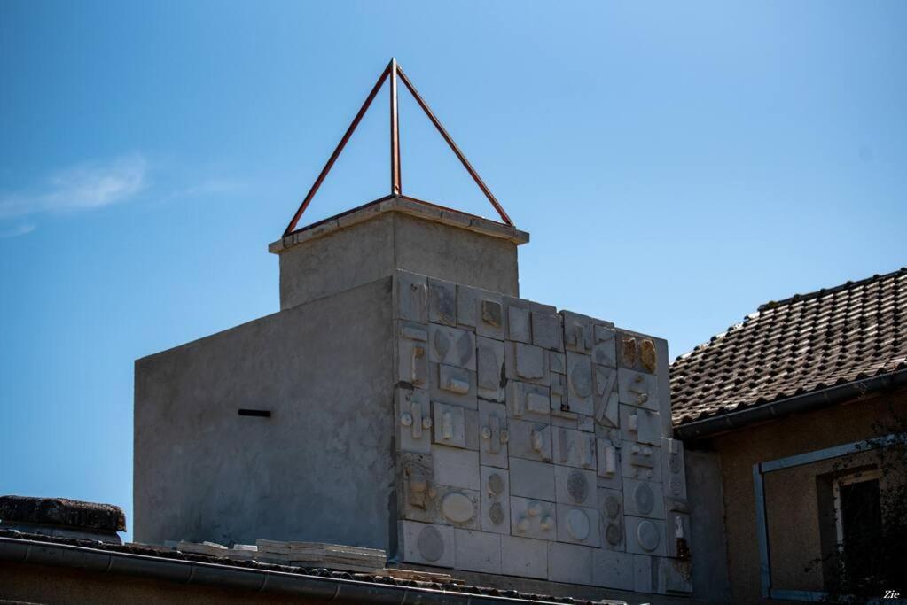 Pyramide De Cormatin, 2 Nuits Minimum 빌라 외부 사진